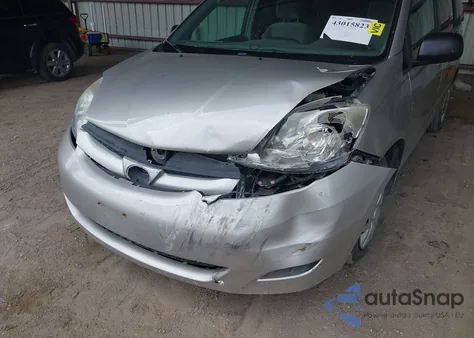 2010 Toyota Sienna Le из США, поврежденный, VIN 5TDKK4CC7AS297069